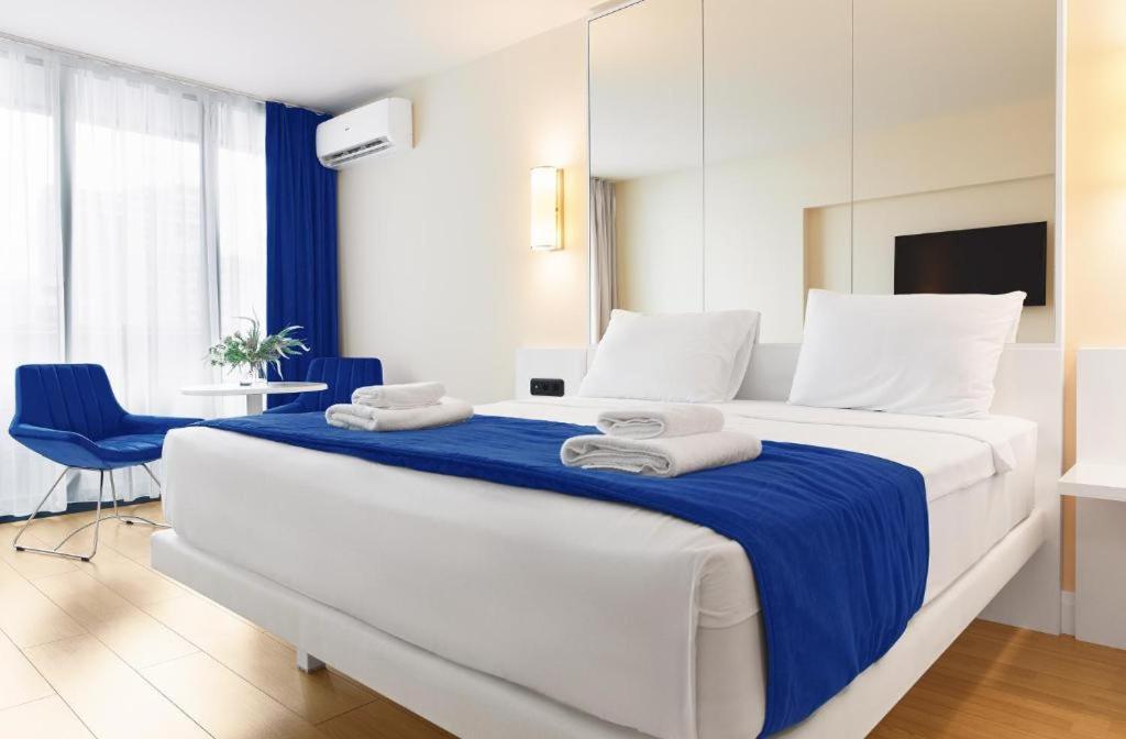 Best House Orbi City Lejlighedshotel Batumi Eksteriør billede