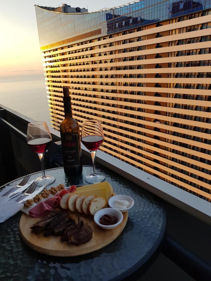 Best House Orbi City Lejlighedshotel Batumi Eksteriør billede
