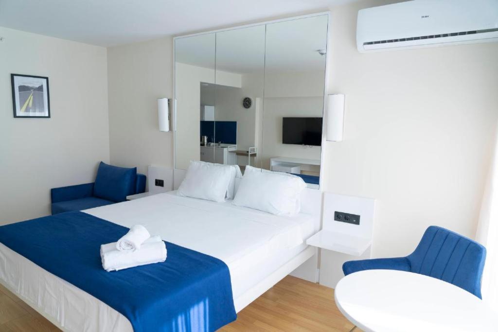 Best House Orbi City Lejlighedshotel Batumi Eksteriør billede