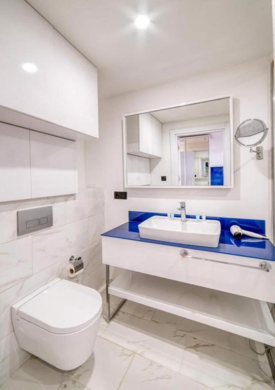 Best House Orbi City Lejlighedshotel Batumi Eksteriør billede