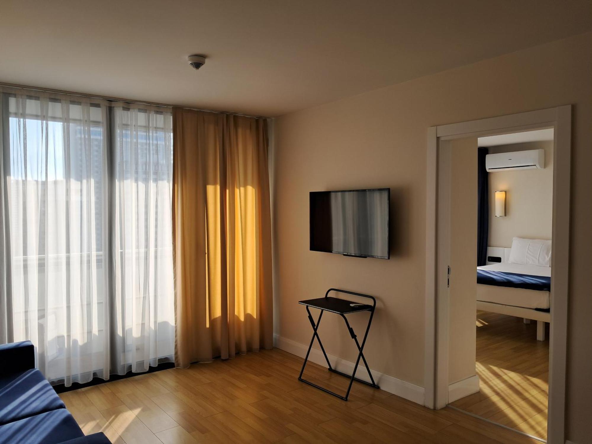 Best House Orbi City Lejlighedshotel Batumi Eksteriør billede