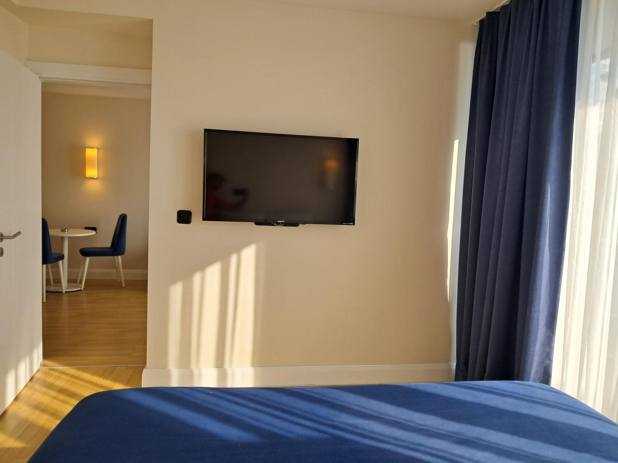 Best House Orbi City Lejlighedshotel Batumi Eksteriør billede